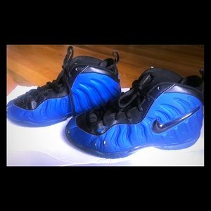 Boys Nike Foamposites 3y